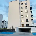 Lotus Glam Two Parking Balcony Separate Kitchen Apartament
