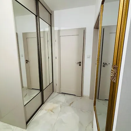 Lotus Glam 2 Garaz Apartment Ostroleka (Ostroleka)