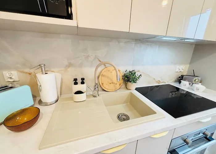 아파트 Lotus Glam 2 Garaz